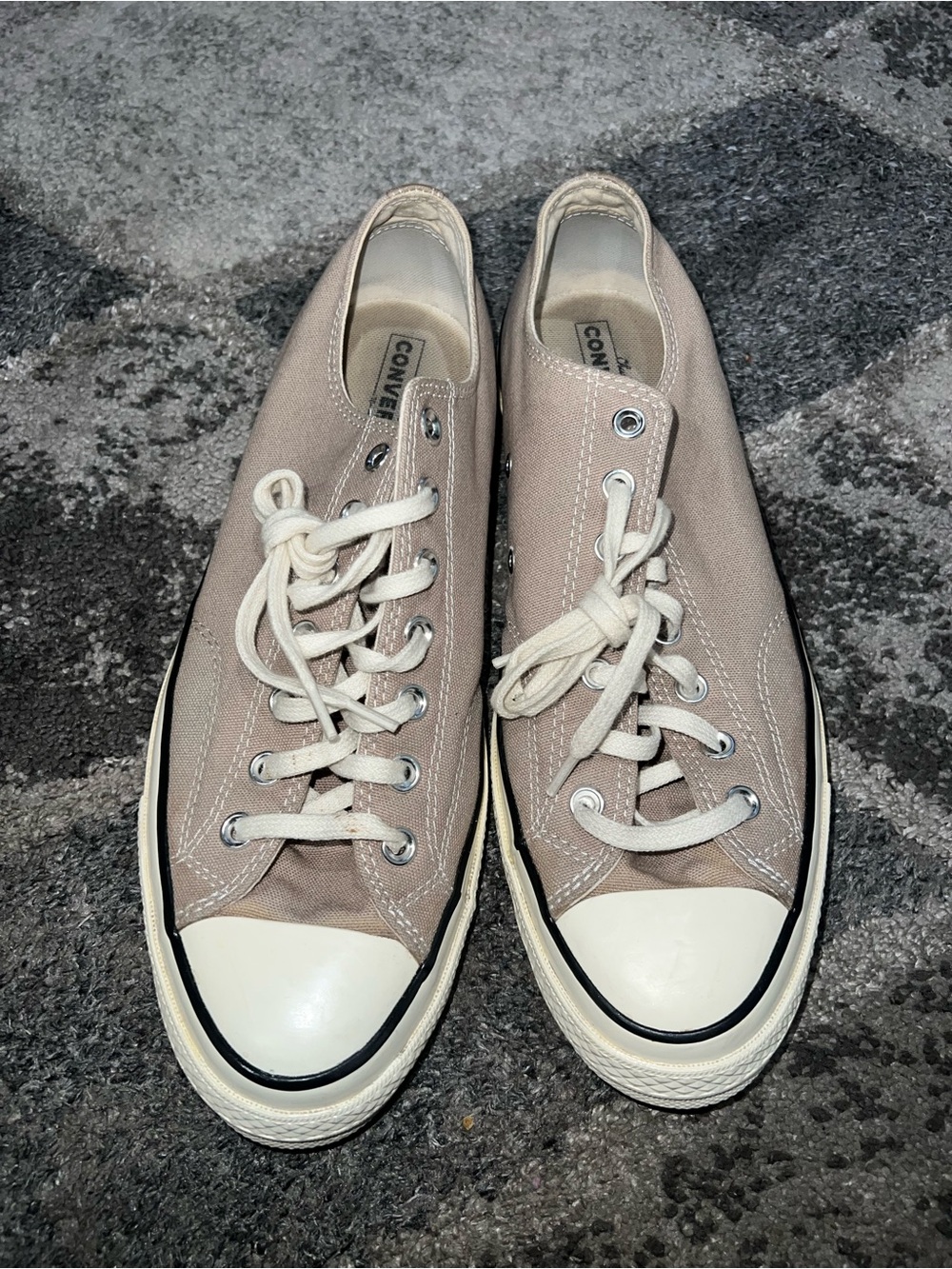 Converse Chuck Taylor Low Top Sneakers - Taupe size 11